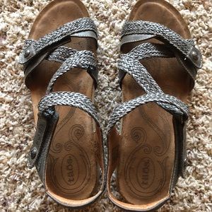 Taos Trulie Sandal Premium soft leather